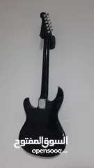  5 Electric guitar and amplifier