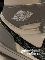  3 للبيع - حذاء Air Jordan أصلي بتصميم حصري (Dior Edition)