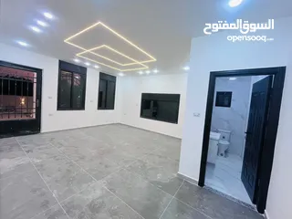  11 فيلا بناء حديث تشطيبات ديولوكس