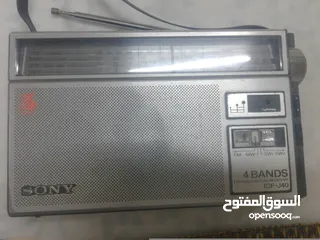  16 اجهزة راديو يابانية اصلية  سوني  وسيلفر  ياباني وفيلبس هولندي