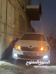  6 سكودا فابيا ترخيص 2015 للبيع كاش أو دفعه وشكات السياره جديده ما شاء الله.