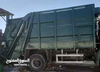  2 ضاغطة (كابسة) نفايات مرسيدس بحاال الوكالة