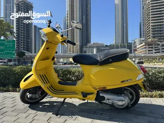  4 2020 Vespa Clean Condition