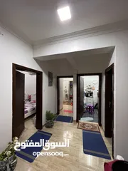  2 شقة على الخط الاول في افضل موقع