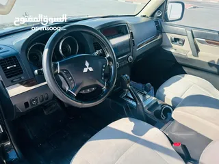  6 Mitsubishi Pajero full option