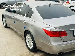  4 جينسيس 2010 للبيع 