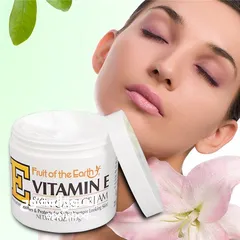  2 كريم Cream Vitamin E حمايه البشره ومكافحه الشيخوخه وترطيبها