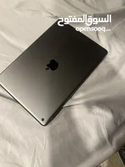  5 Ipad 9 64gb dark silver color excellent condition almost never used and it comes with a charger