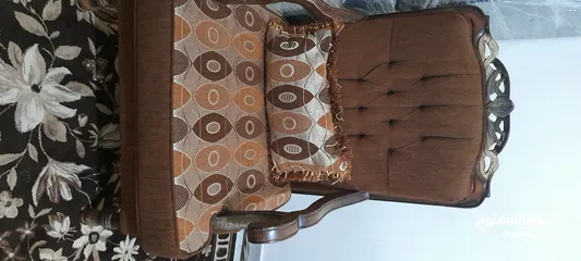  11 كنب + بوفيه للبيع بحاله جيده السعر 150