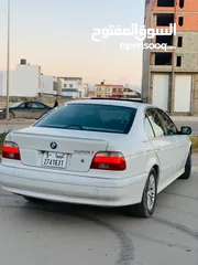  8 للبيع BMW 525i