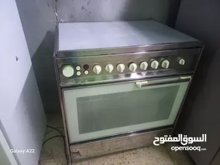 1 غاز يونفيرسال شغال ع الفحص للبيع 65 دينار للتواصل ع الرقم