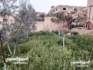  6 بيت للبيع ...قرية خالد خلف اسكان ماركا