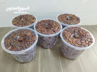  2 تمر خلاص نوعية ممتازة وجودة عالية