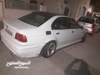  5 BMW520  على سيارة اعلى قيمه الدب موديل 98 قابل للبدل