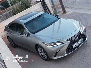  9 Lexus ES 300