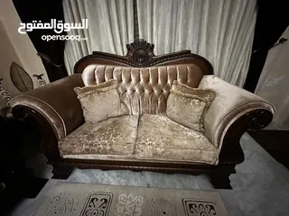  3 كنب للبيع شبه جديد