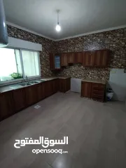  5 شقة أرضي 3 غرف للبيع