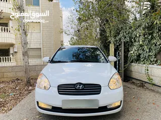  6 هونداي فيرنا سيارة ممتازة بنزين ماتور 1600 فل اوتماتك الله يبارك..