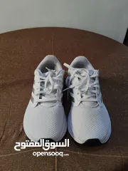  4 شوز اديداس