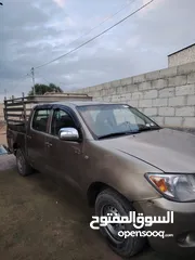  3 بكم تويوتا هايلكس