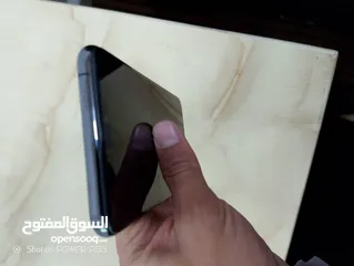  4 ايفون xsmax مساحة 256 gb نظيف