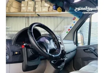  3 باص فولكس فاجن مغلق كرافتر 2011