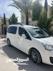  4 ستروين بيرلينجو