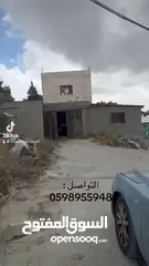  4 بركس للبيع في المنطقة الصناعية بيت امر