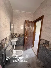  3 شقة جديدة للإيجار ساكن اول بناء جديد-الزرقاء -حي الامير شاكر- شارع -عقربا - خلف صالة قصر بلاد الشام