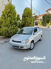  1 تويوتا ايكو 2001  سياره بحاله الوكاله  مرخصه