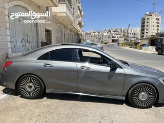  3 Mercedes Benz cla