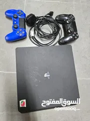  6 سوني بلاي ستيشن 4 سليم - 1 تيرا، 2 وحدة تحكم أزرق + أسود، أصلي من الإمارات
