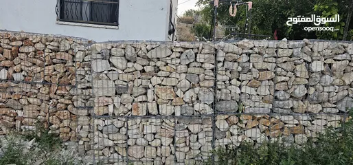  6 بناء حجر طبيعي