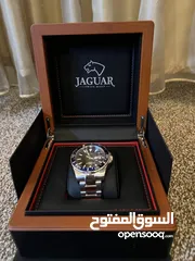  6 ساعة جاكوار