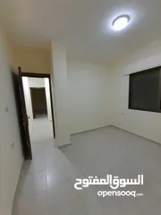  7 للايجار شقه مميزه سوبر ديلوكس تتكون من3نوم مع الماستر2حمامات صاله صالون مطبخ بلكون والموقع بالتفاصيل
