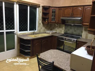  3 شقة مفروشة للايجار في عمان منطقة. الجبيهة منطقة هادئة ومميزة جدا