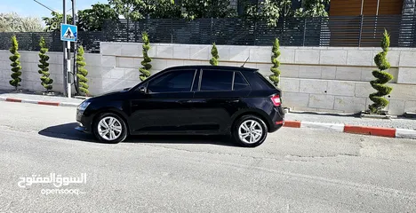  6 سكودا فابيا 2022 اوتماتيك بنزين سحب شركة فحص نخب