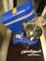  2 electric mixer for cake and pizza