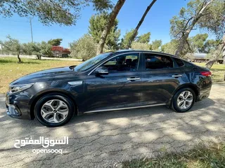  4 kia k5 وارد كوري  ممشى 55 الف كيلو  فحص كامل