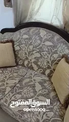  1 كنب مستعمل جديد مع  3طاولات