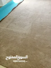  2 موكيتة ثقيلة وسرير حديد