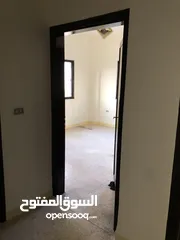  13 شقه للسكن  او لل استثمار 3 نوم  2 حمام مطبخ صالون وصاله L برنده  مساحه 129 متر