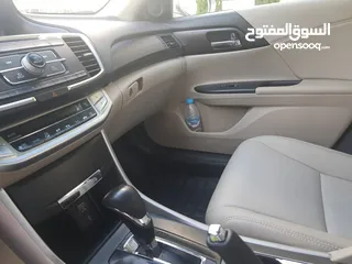  5 هوندا اكورد 2014 لون شمباني مميزة واقتصادية  للبيع او البدل