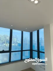  11 مكتب للايجار