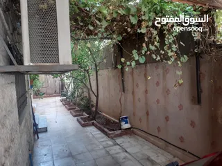  9 شقه مميزه للبيع