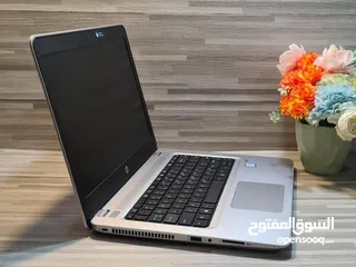  4 لابتوب HP ايتعمال شهر فقط