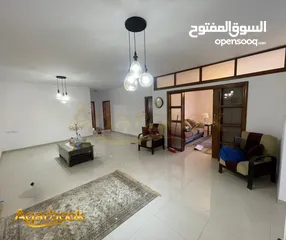  5 شقة مميزة بإطلالة رائعة بانتظارك!