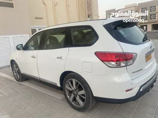  6 Nisan pathfinder urgent sale expat driven low milage GCC 4*4