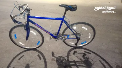  1 دراجة هوائية أمريكية  نوع mongoose bike  لدى محلات القواسمي لصيانة الدراجات الهوائية