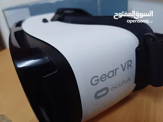  6 Samsung GEAR VR